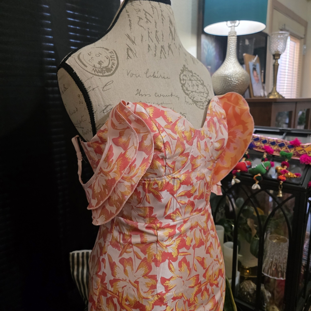 Lulu's Floral Fitted Dress in Pink and Orange Midi Mermaid - Picture 3 of 6